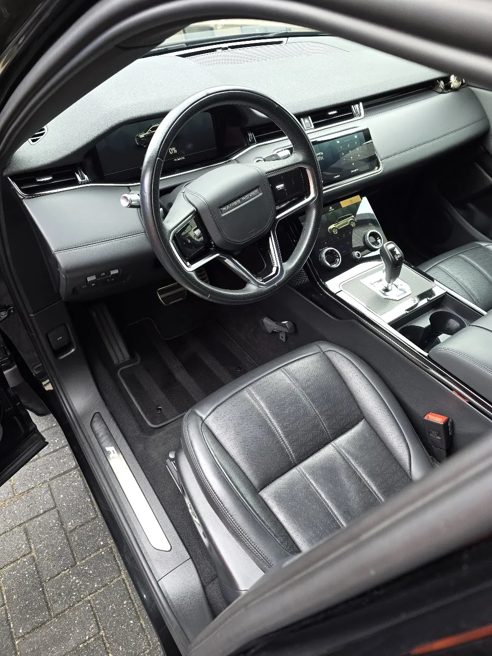 Range Rover Evoque interieur na reiniging